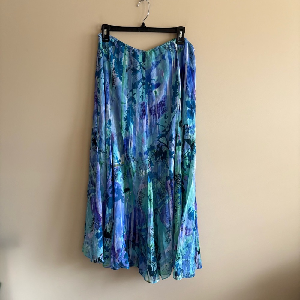 Reba Vibrant Blue and Green Shirt and Skirt Matching Set, 100% Silk, Size M - Picture 7 of 13
